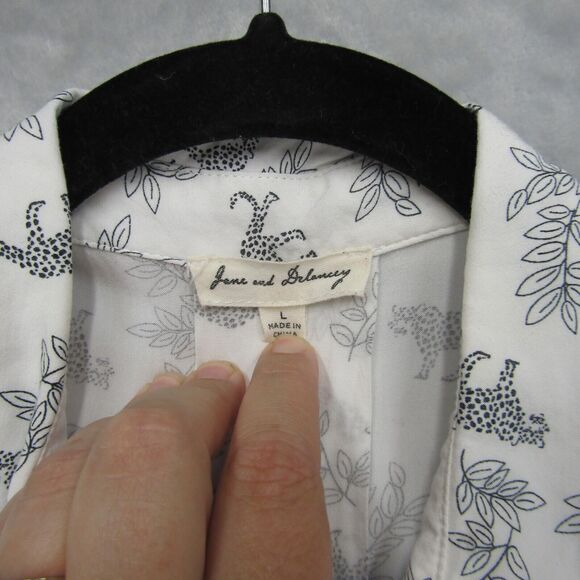 Jane And Delancey Top Large Cheetah Black White Button Shirt Soft Short Sleeve - Picture 5 of 10